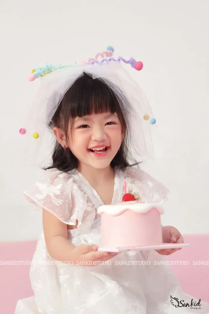 50+ Ảnh Bé Gái Cute, Dễ Thương Đốn Tim Cộng Đồng Mạng