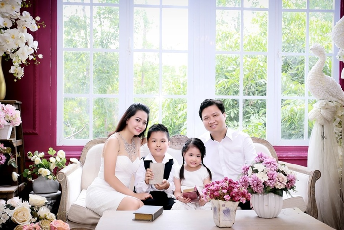 33 Ý Tưởng Chụp Ảnh Kỷ Niệm Ngày Cưới 5 Năm, 10 Năm, 15 Năm