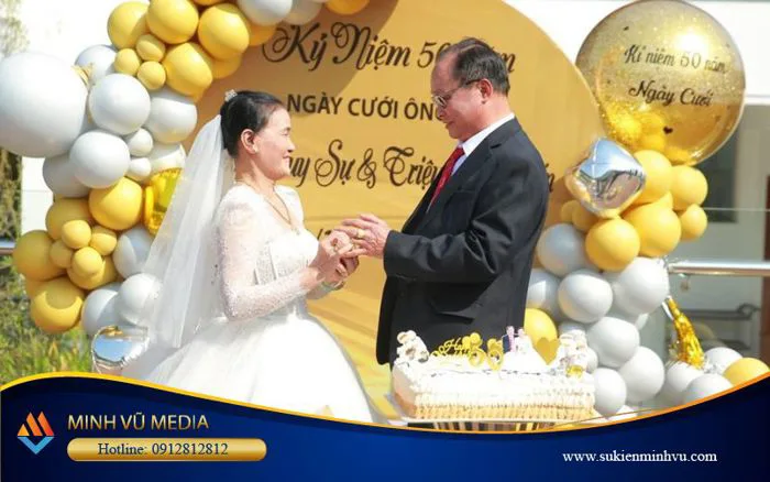 Bật Mí 35+ Mẫu Backdrop Kỷ Niệm Ngày Cưới Đầy Ý Nghĩa