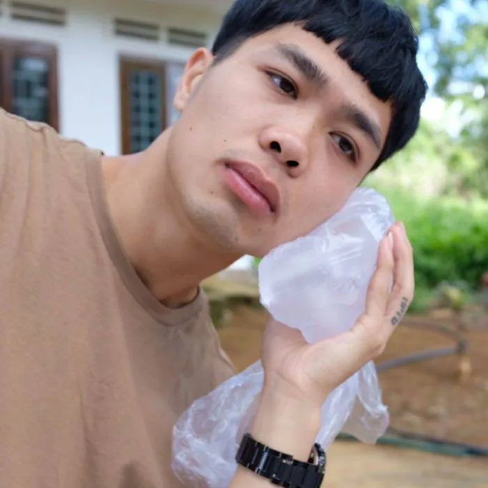 Rổ” biểu cảm đưa Công Phượng lên thành nguồn cảm hứng chế meme của năm