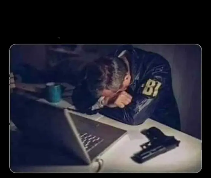 Bộ sưu tập ảnh FBI meme cực chất giúp bạn xả stress