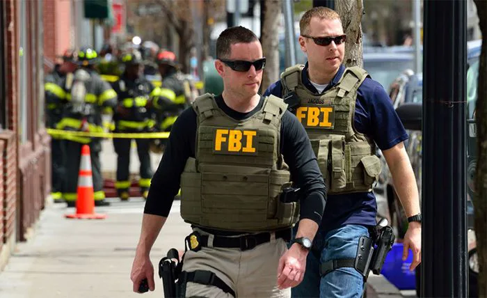 FBI meme là gì? Tổng hợp những ảnh chế FBI vui nhộn, hài hước và cực kỳ thú  vị