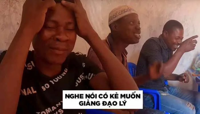 Meme Anh Da Đen Ôm Đầu Hoảng Hốt, Gãi Đầu [91+ Ảnh Siêu Hài]