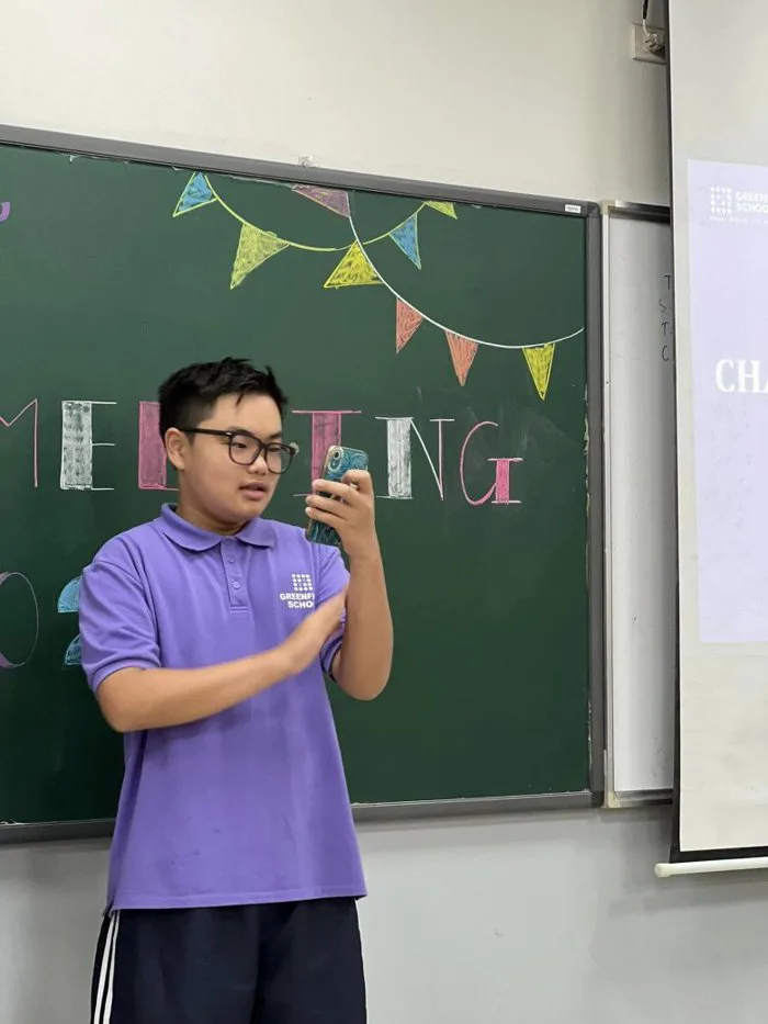 Cậu bé sở hữu loạt meme 