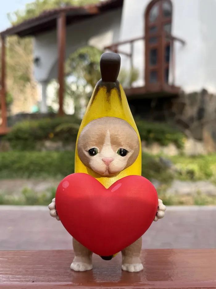 🍌 BANANA CAT HOLDING HEART MEME・ STL File for 3D printing・Cults