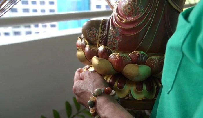 Kiếm bộn tiền từ nghề trừ tà